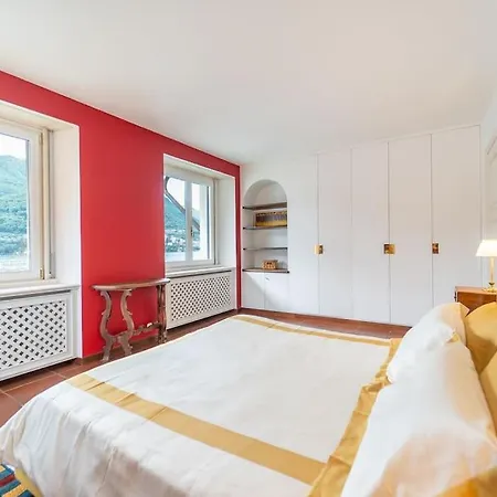 Lakefront 1800s Private Dock, Art Luxury וילה *