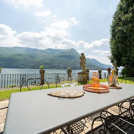 Lakefront 1800s Private Dock, Art Luxury * Carate Urio