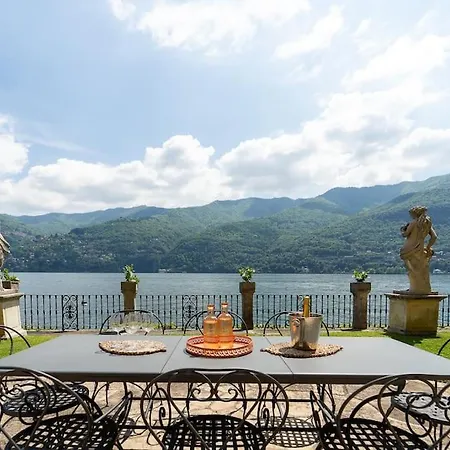 别墅 Lakefront 1800s Private Dock, Art Luxury *